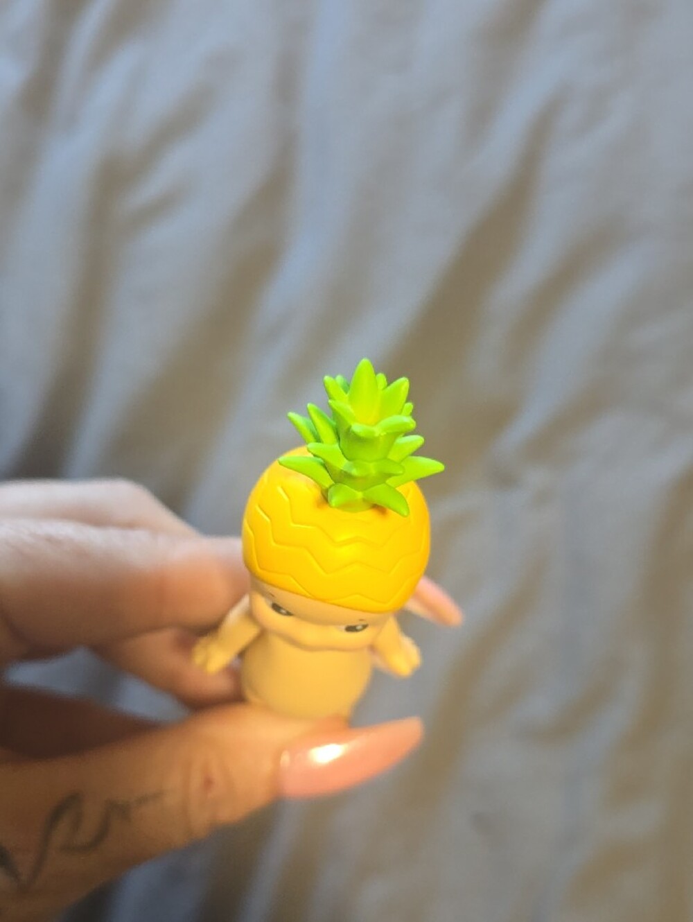 Sonny Angel Pineapple Figure - Authentic - Picture 6 of 10